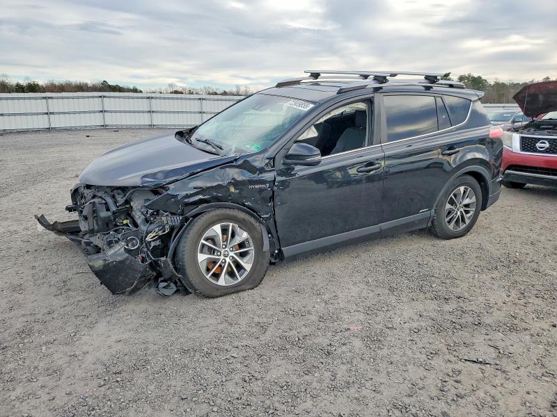 2017 TOYOTA RAV4 HV LE — VIN JTMRJREV3HD086048