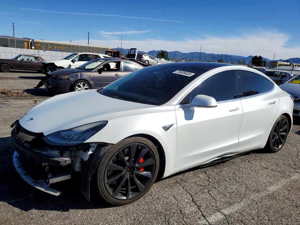 2018 TESLA MODEL 3 — VIN 5YJ3E1EB6JF148428