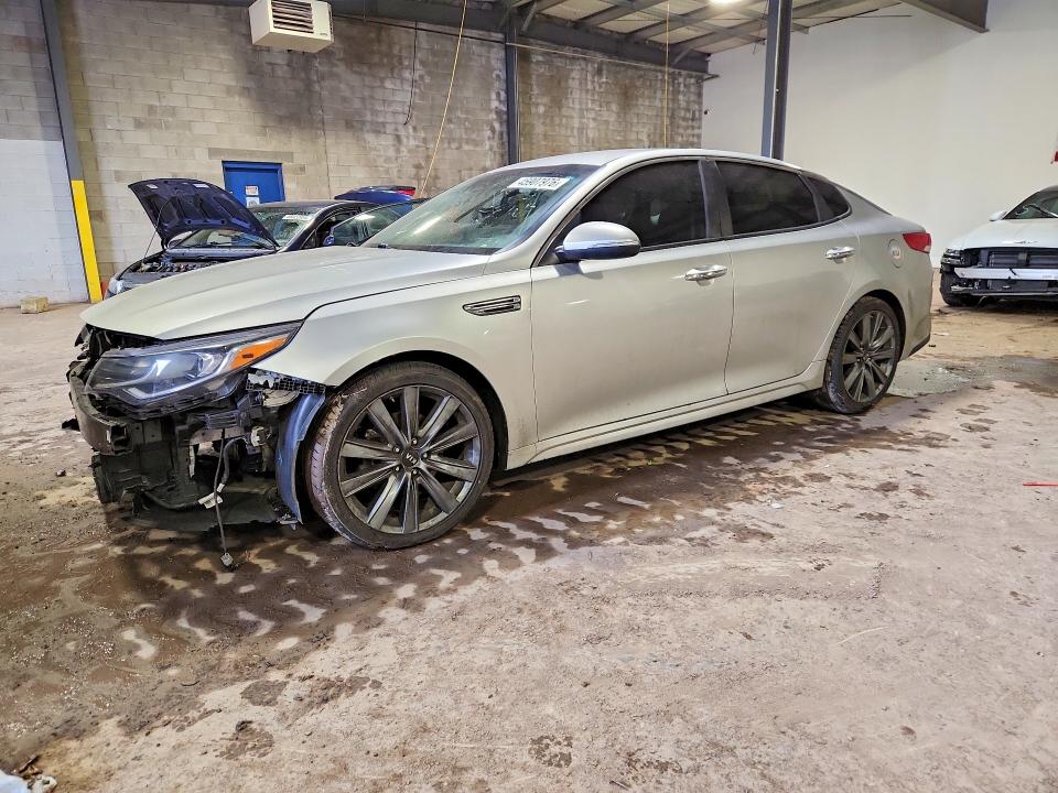 2019 KIA OPTIMA — VIN 5XXGT4L3XKG345167