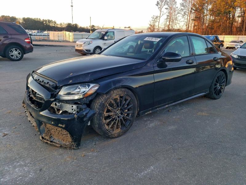 2018 MERCEDES-BENZ C 300 — VIN 55SWF4JB4JU261035