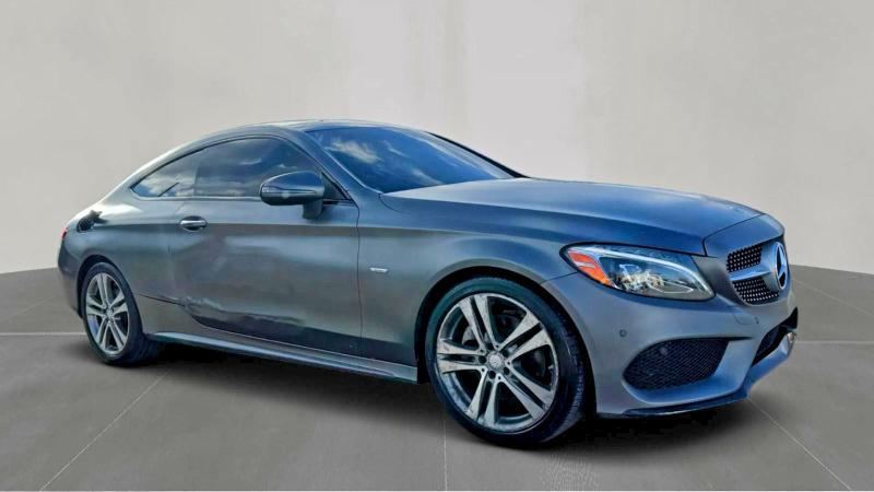 2017 MERCEDES-BENZ C 300 — VIN WDDWJ4JBXHF357943