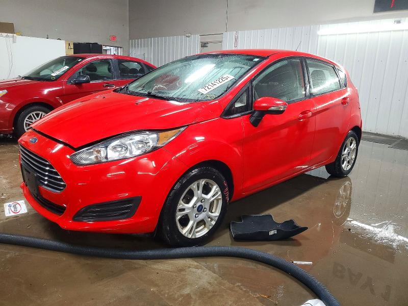 2015 FORD FIESTA SE — VIN 3FADP4EJ7FM167599