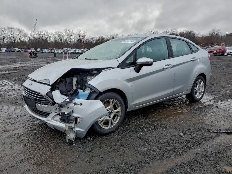 2015 FORD FIESTA SE — VIN 3FADP4BJ4FM191301