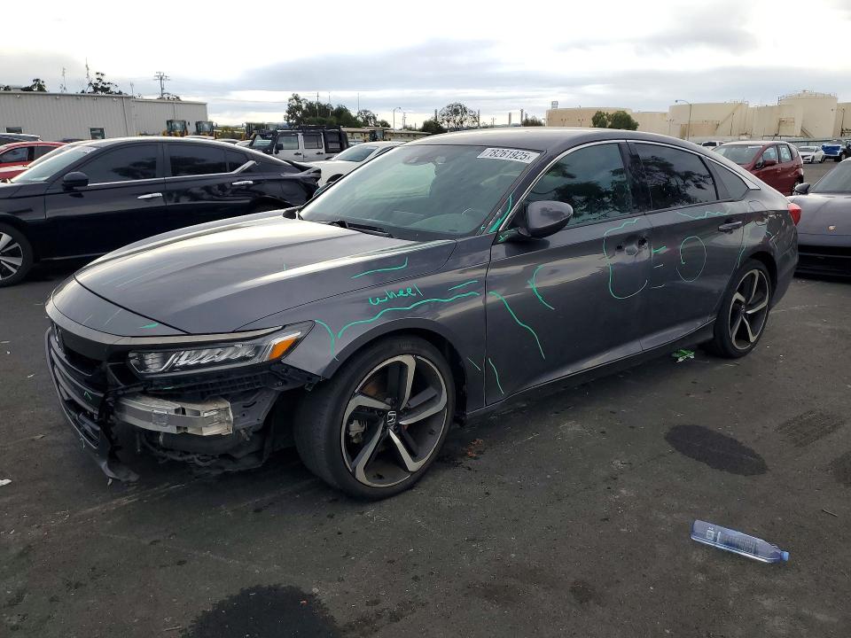 2018 HONDA ACCORD — VIN 1HGCV1F39JA087562