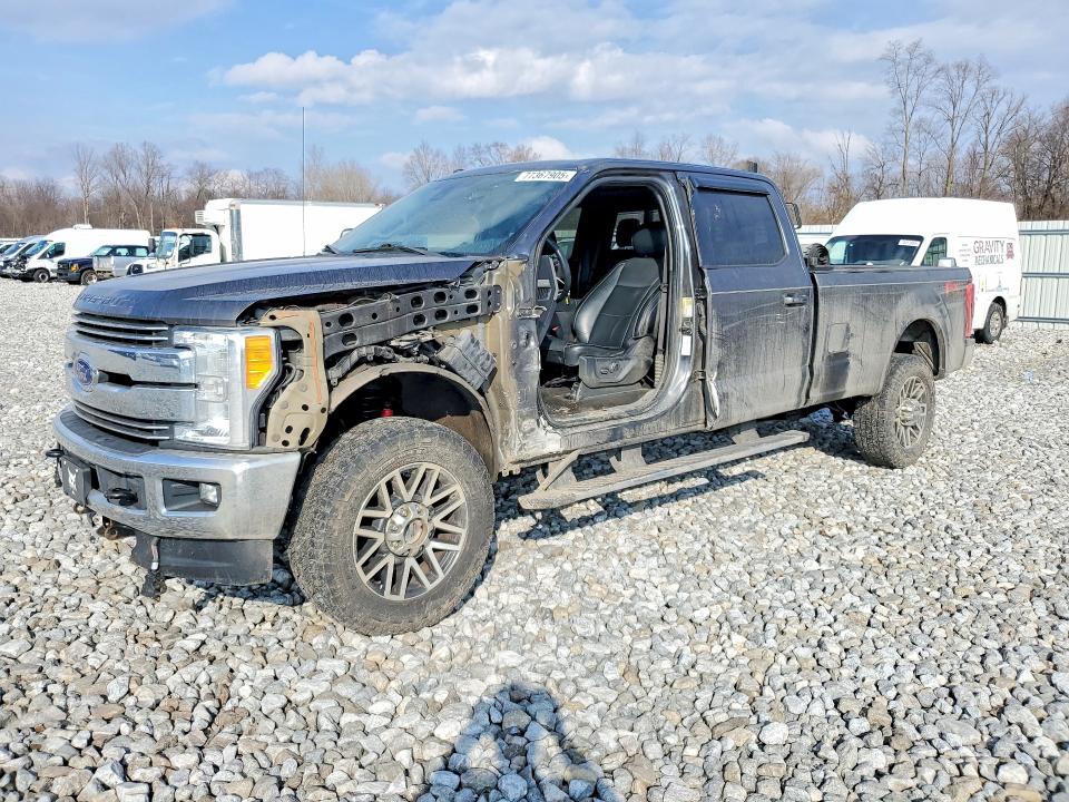 2017 FORD F350 — VIN 1FT8W3BT4HED83952