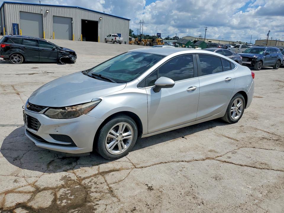 2017 CHEVROLET CRUZE — VIN 1G1BE5SM3H7241764