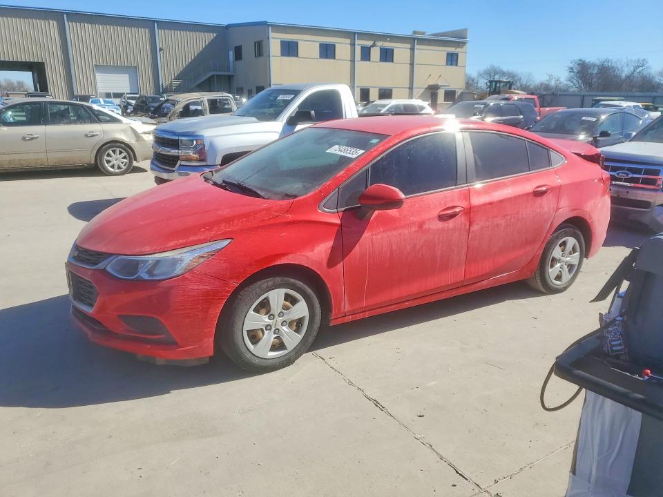 2018 CHEVROLET CRUZE — VIN 1G1BC5SM5J7243088
