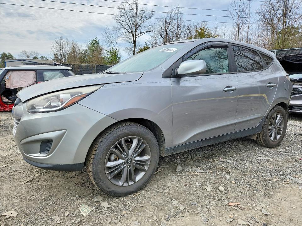 2015 HYUNDAI TUCSON — VIN KM8JT3AF6FU074844