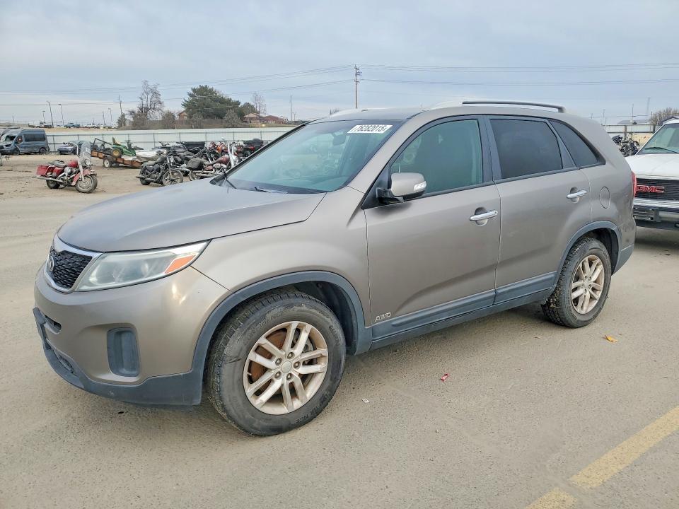 2015 KIA SORENTO — VIN 5XYKTDA72FG605854
