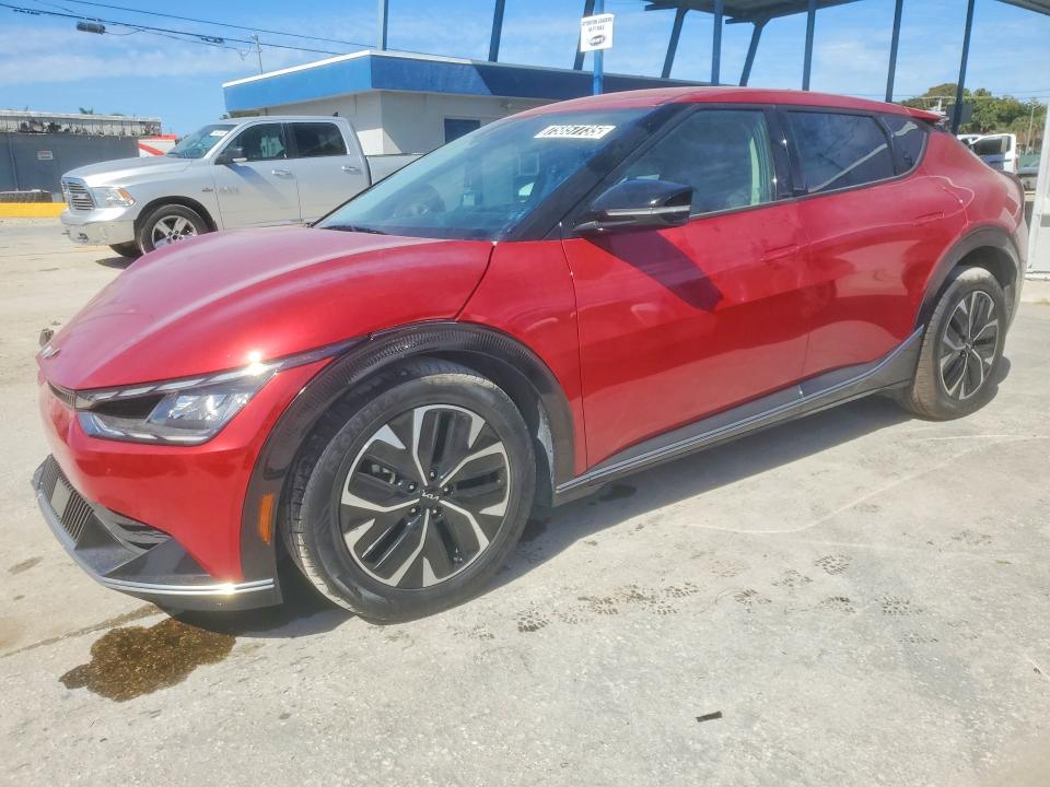 2024 KIA EV6 LIGHT — VIN KNDC34LA7R5614060
