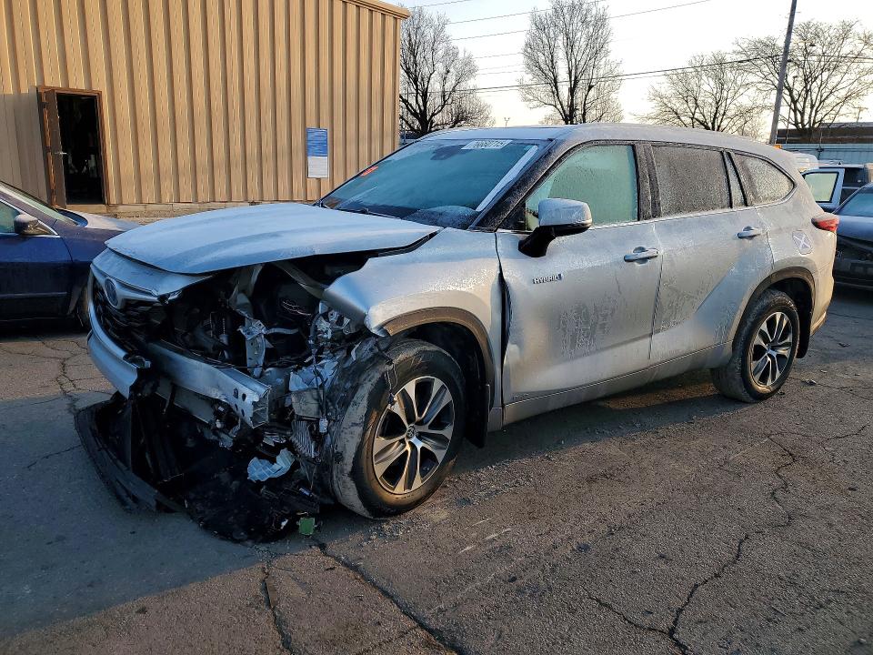 2021 TOYOTA HIGHLANDER HYBRID — VIN 5TDGBRCH1MS067823