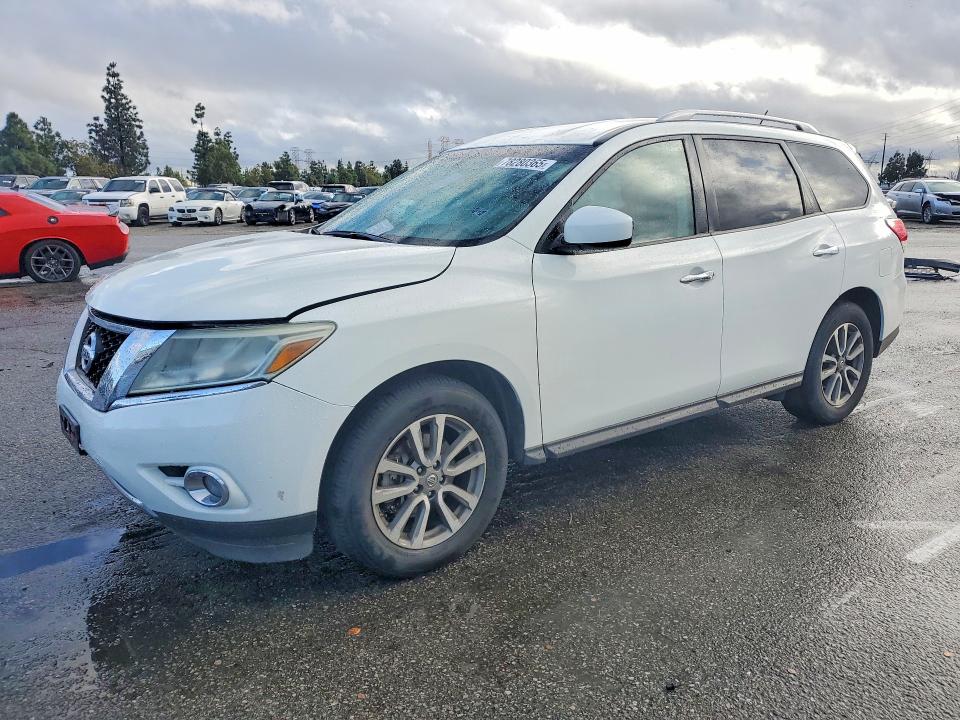2015 NISSAN PATHFINDER — VIN 5N1AR2MN0FC649716