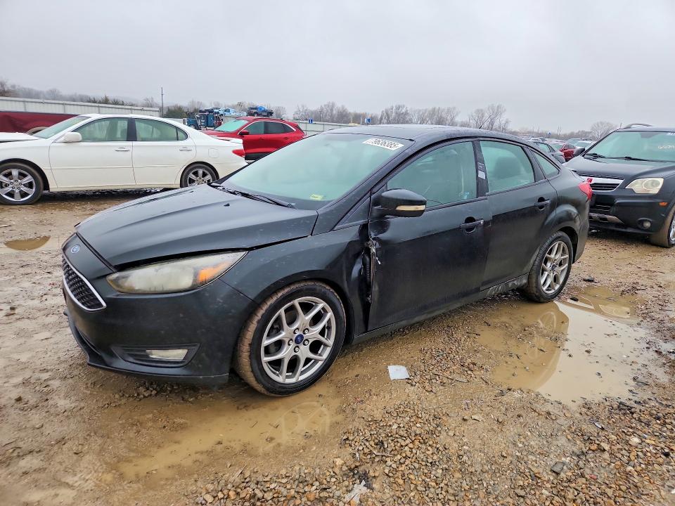 2015 FORD FOCUS — VIN 1FADP3F27FL254454