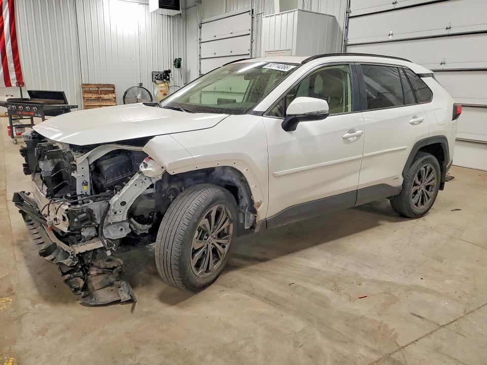 2022 TOYOTA RAV4 — VIN JTMB6RFV0ND529589