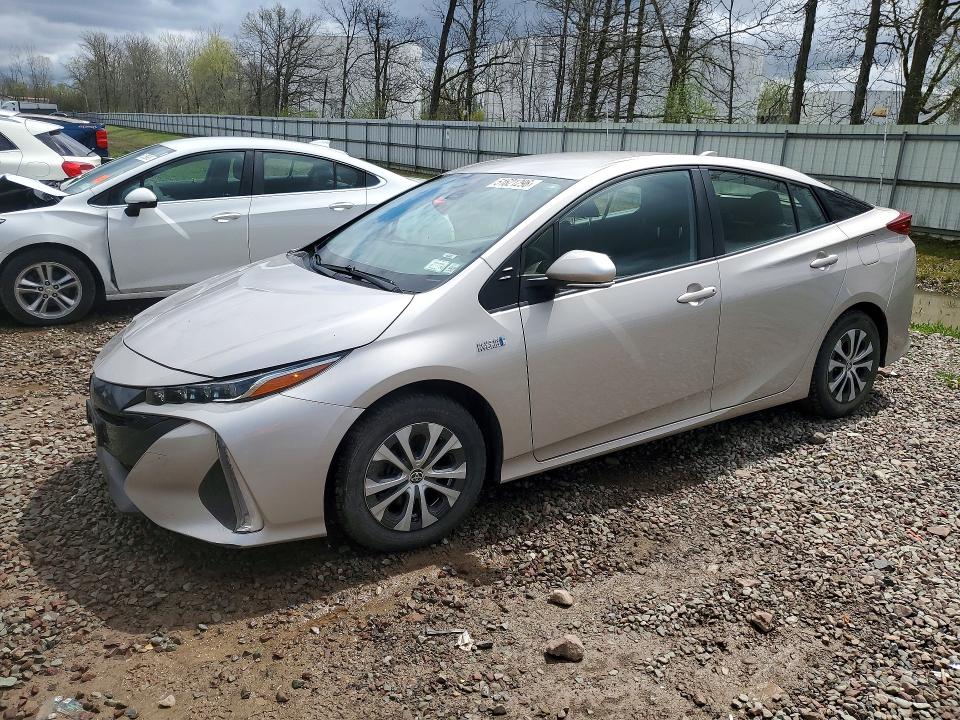 2021 TOYOTA PRIUS PRIME — VIN JTDKAMFP3M3188678