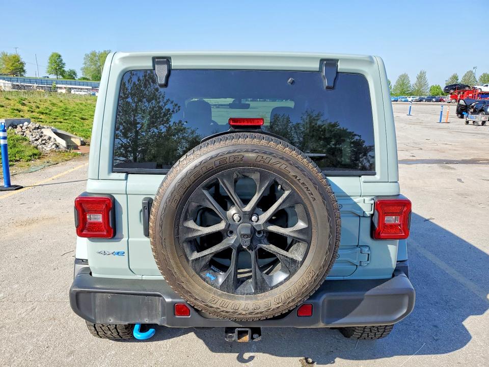 1C4JJXP63PW557402
