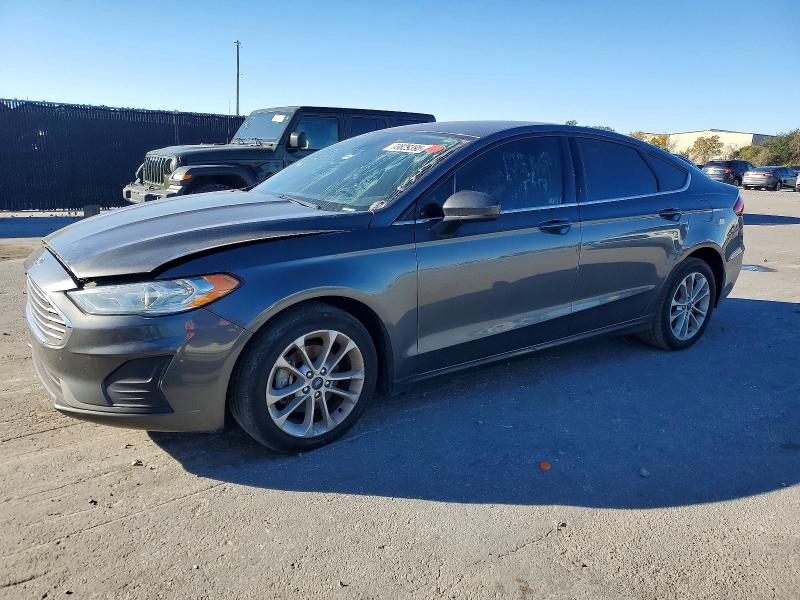 2019 FORD FUSION SE — VIN 3FA6P0H7XKR123191