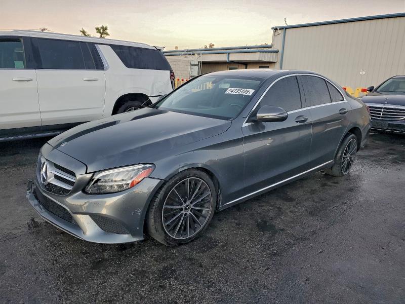 2019 MERCEDES-BENZ C 300 — VIN 55SWF8DB3KU299313