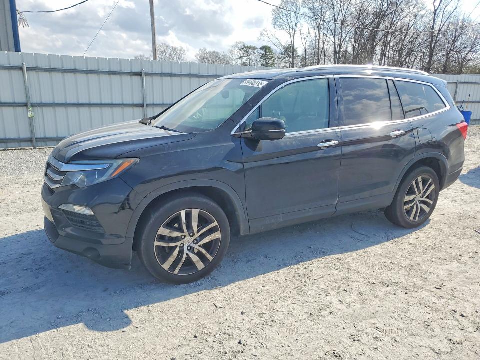 2017 HONDA PILOT — VIN 5FNYF6H00HB067736