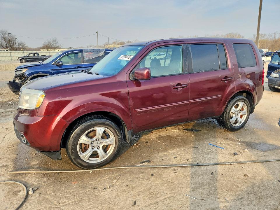 2015 HONDA PILOT — VIN 5FNYF4H58FB015638