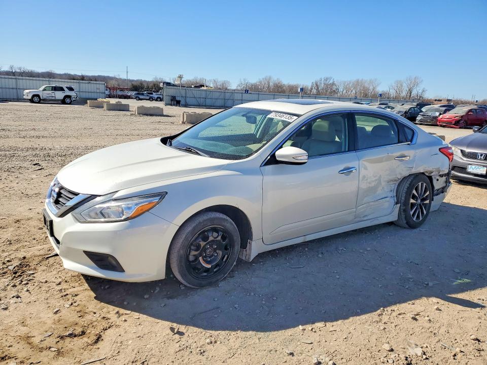 2016 NISSAN ALTIMA — VIN 1N4AL3AP2GC202443