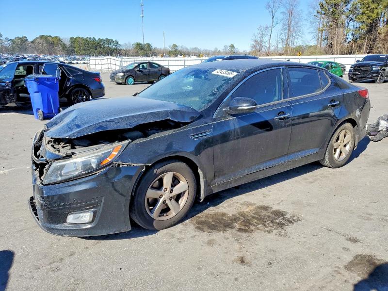 2015 KIA OPTIMA LX — VIN 5XXGM4A72FG486193