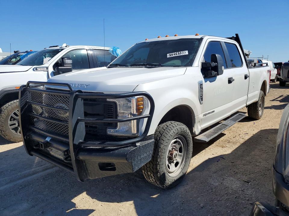 2018 FORD F350 — VIN 1FT8W3BT3JEC94945