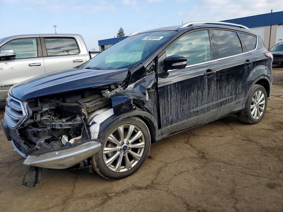 2017 FORD ESCAPE — VIN 1FMCU0JD6HUC08371