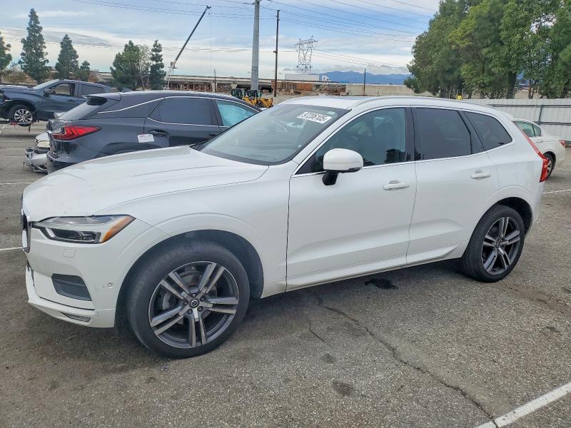 2018 VOLVO XC60 T5 MO — VIN YV4102RK7J1018296