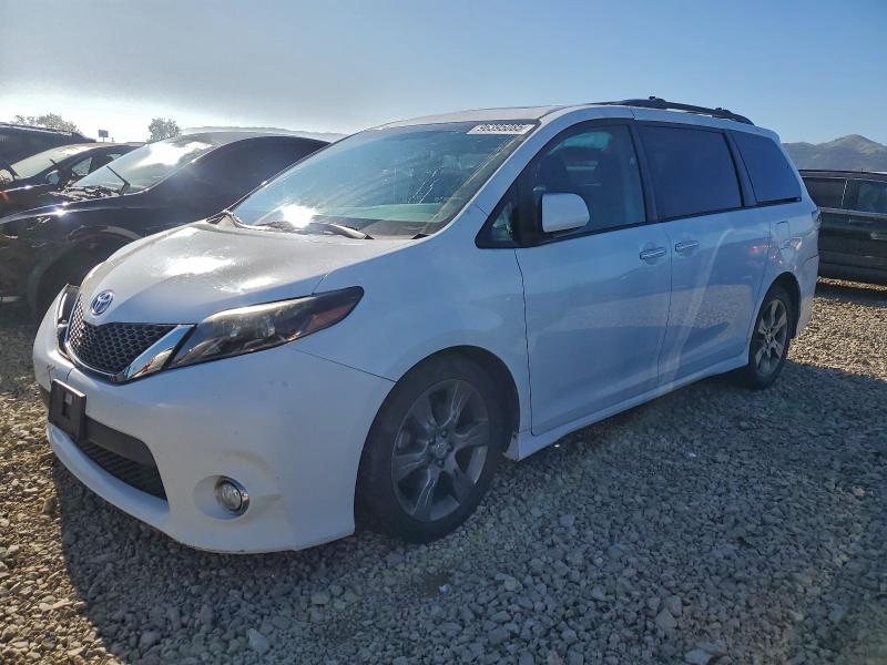 2015 TOYOTA SIENNA SPO — VIN 5TDXK3DC1FS686537