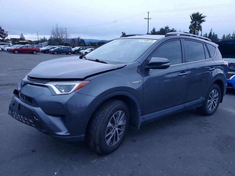 2018 TOYOTA RAV4 HV LE — VIN JTMRJREV3JD175172