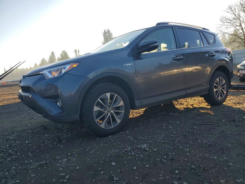 2018 TOYOTA RAV4 HV LE — VIN JTMRJREV2JD240626
