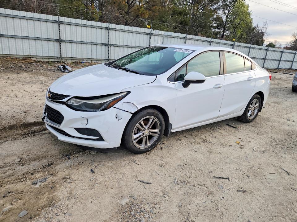 2018 CHEVROLET CRUZE — VIN 1G1BE5SM6J7238718