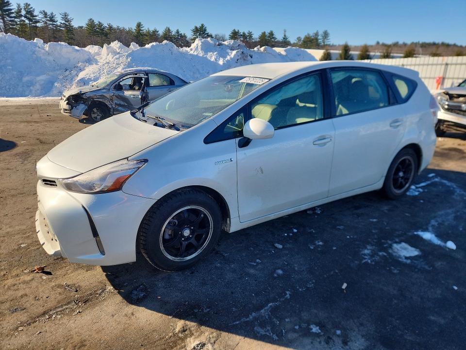 2015 TOYOTA PRIUS V — VIN JTDZN3EU6FJ038406