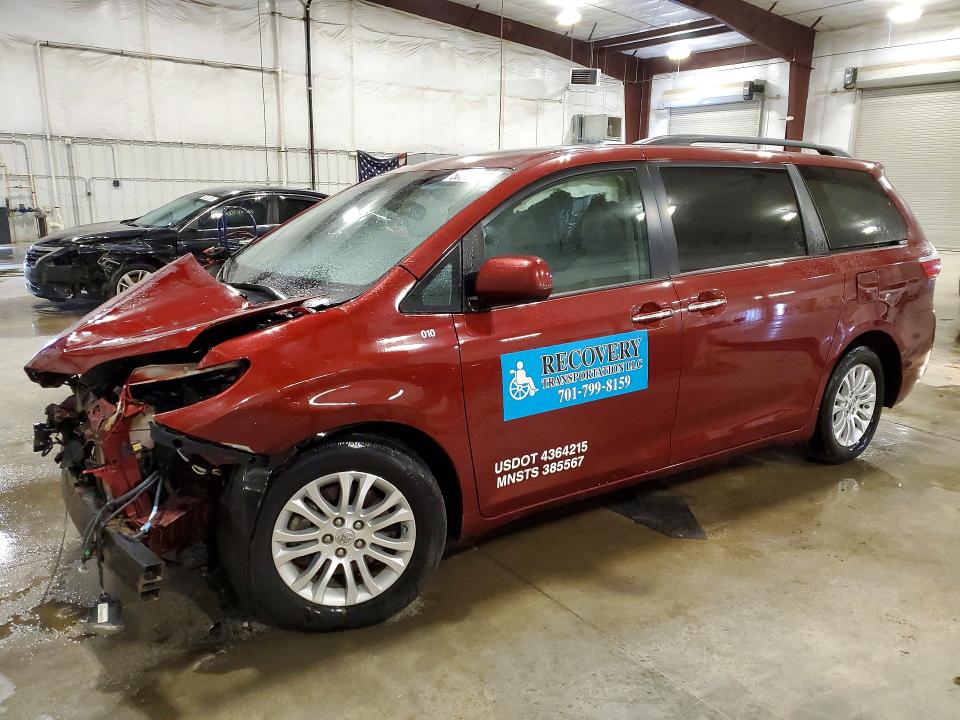 2015 TOYOTA SIENNA — VIN 5TDYK3DC6FS539506