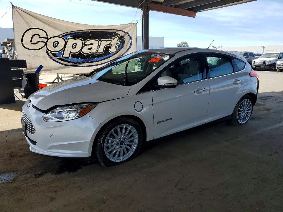 2016 FORD FOCUS — VIN 1FADP3R48GL369952