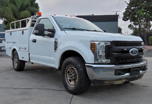 2019 FORD F350 — VIN 1FDRF3E60KEF83823