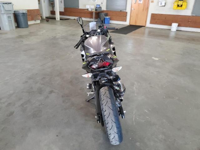 JKAEXKG15MDAD0887