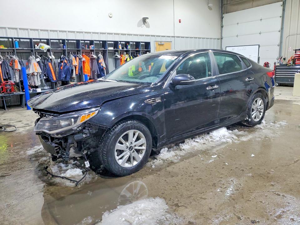 2016 KIA OPTIMA — VIN KNAGT4L32G5104289