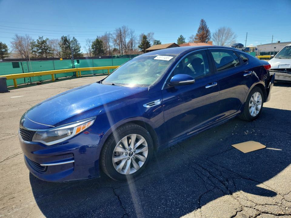 2018 KIA OPTIMA — VIN 5XXGT4L38JG272363