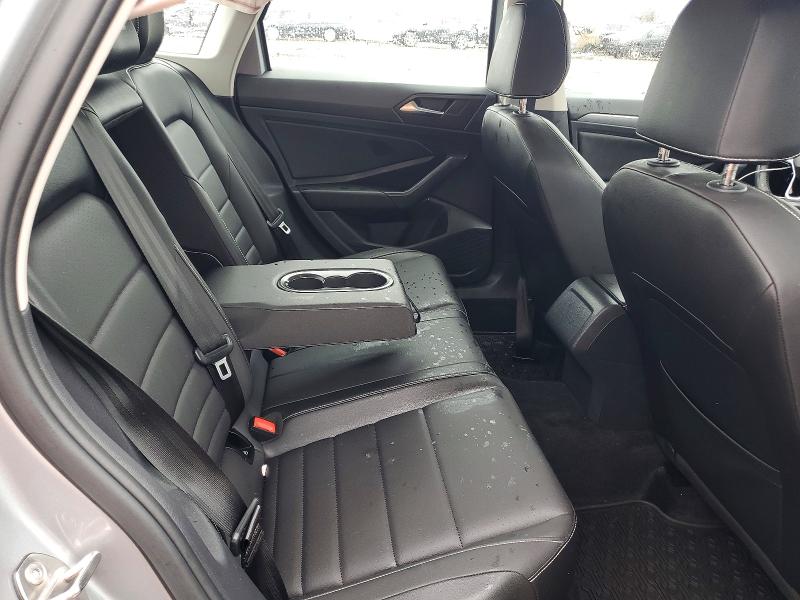 3VW7M7BU3RM058865