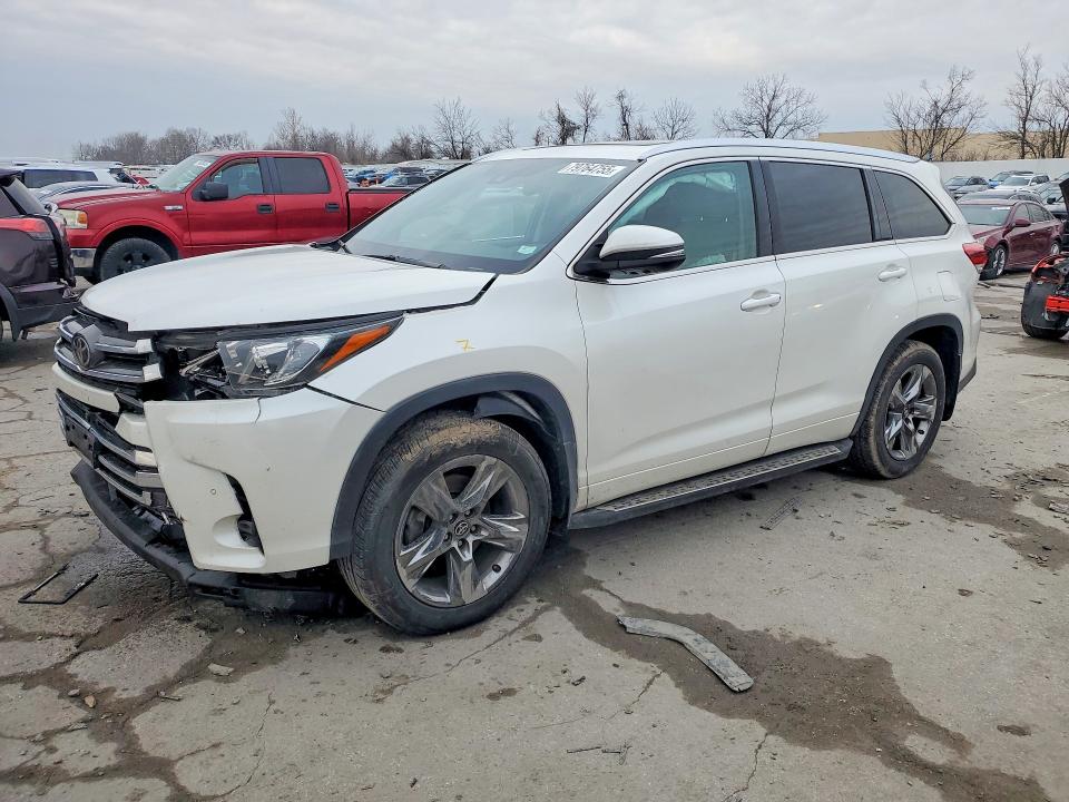 2019 TOYOTA HIGHLANDER — VIN 5TDDZRFH9KS720955