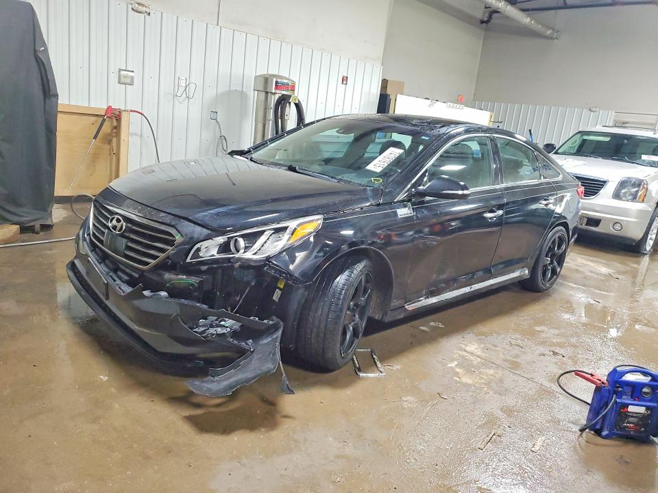 2015 HYUNDAI SONATA — VIN 5NPE34AB2FH050544