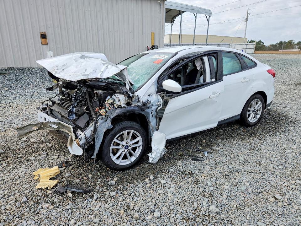 2018 FORD FOCUS — VIN 1FADP3F26JL255538