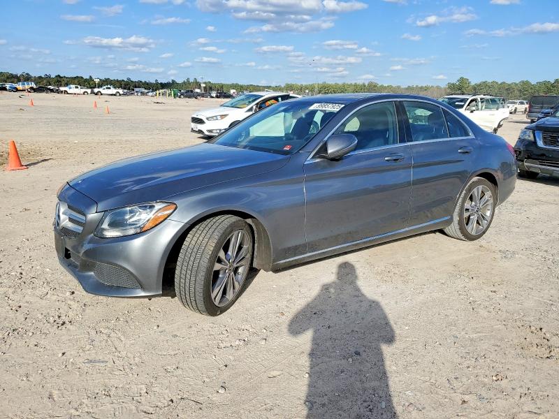 2018 MERCEDES-BENZ C 300 — VIN 55SWF4JB7JU248795