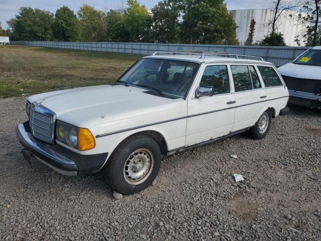 1983 MERCEDES-BENZ 300 TDT — VIN WDBAB93A3DN012996