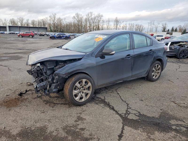2013 MAZDA 3 I — VIN JM1BL1UP9D1784756