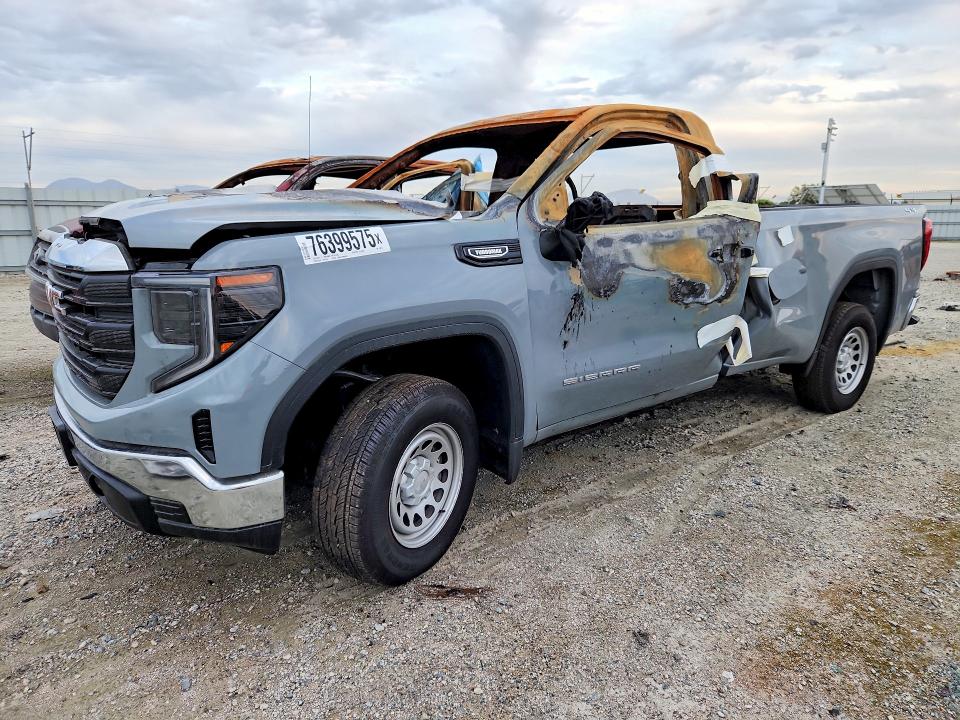 2025 GMC SIERRA — VIN 3GTNUAEK8SG239272