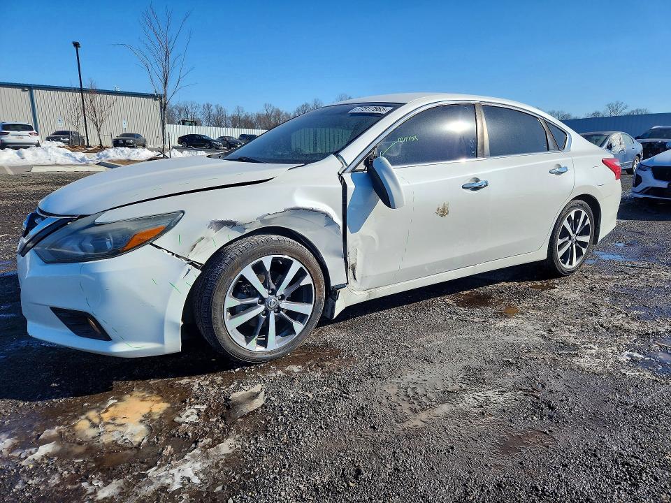 2016 NISSAN ALTIMA — VIN 1N4AL3AP0GC183262