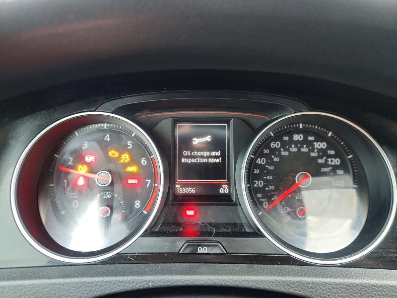 3VW547AUXHM010206